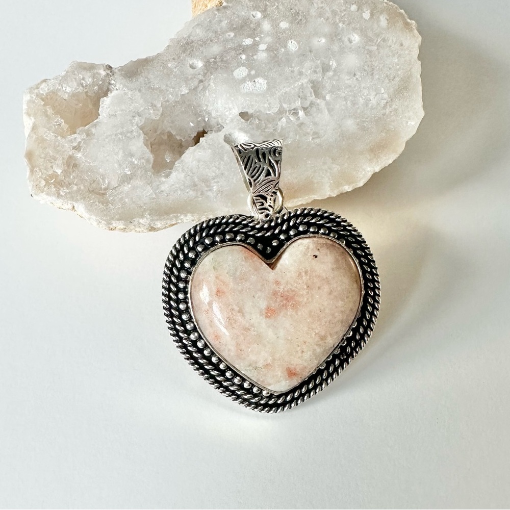 Sunstone sweetheart charm pendant